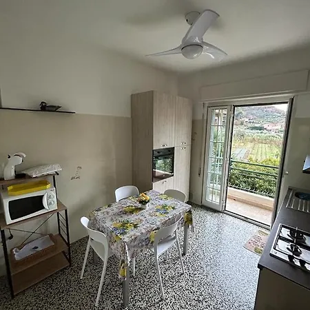 La Casa Di John Apartment Finale Ligure
